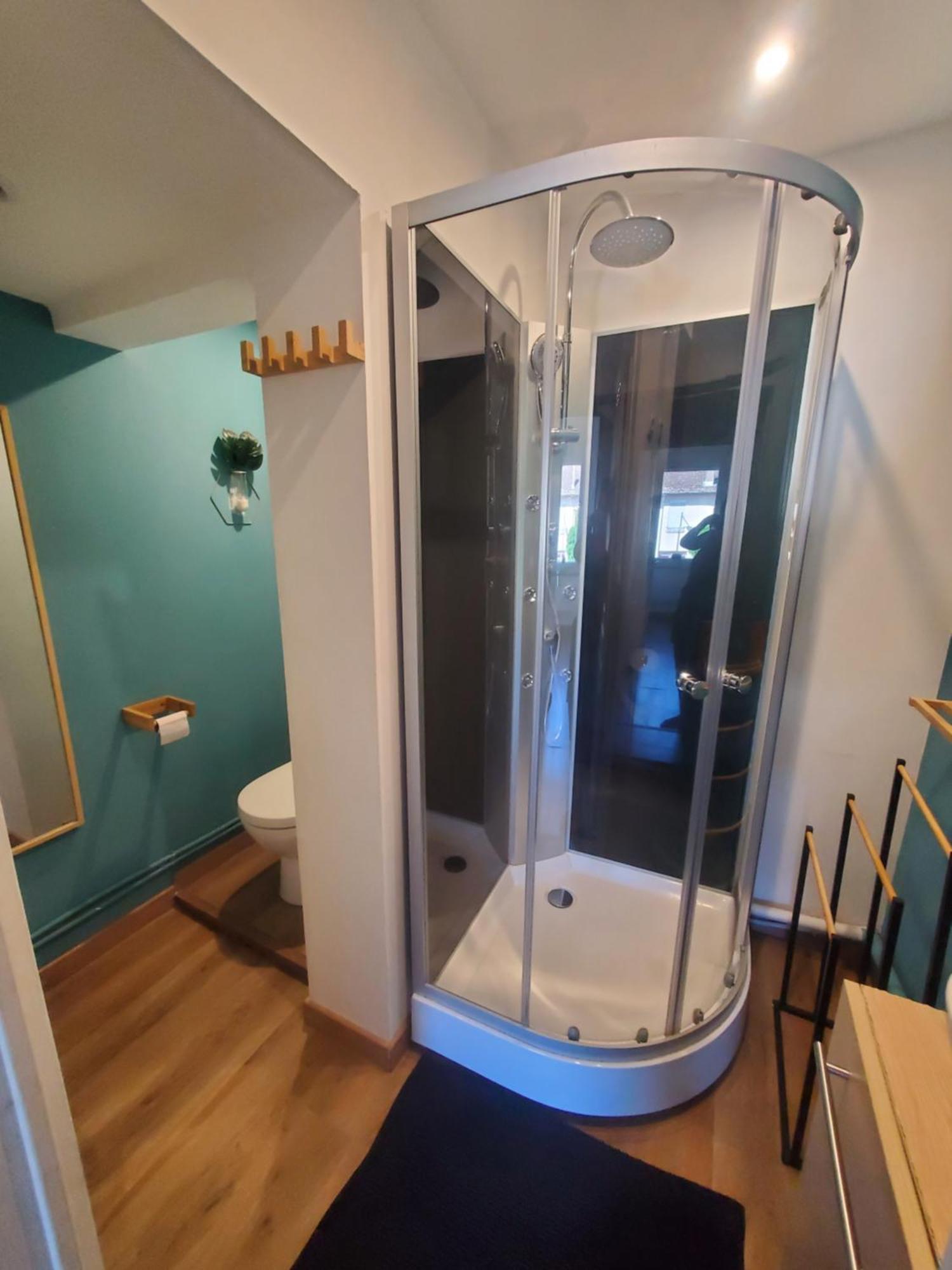 Appartement Lumineux En Centre-Ville Neuves-Maisons Екстериор снимка