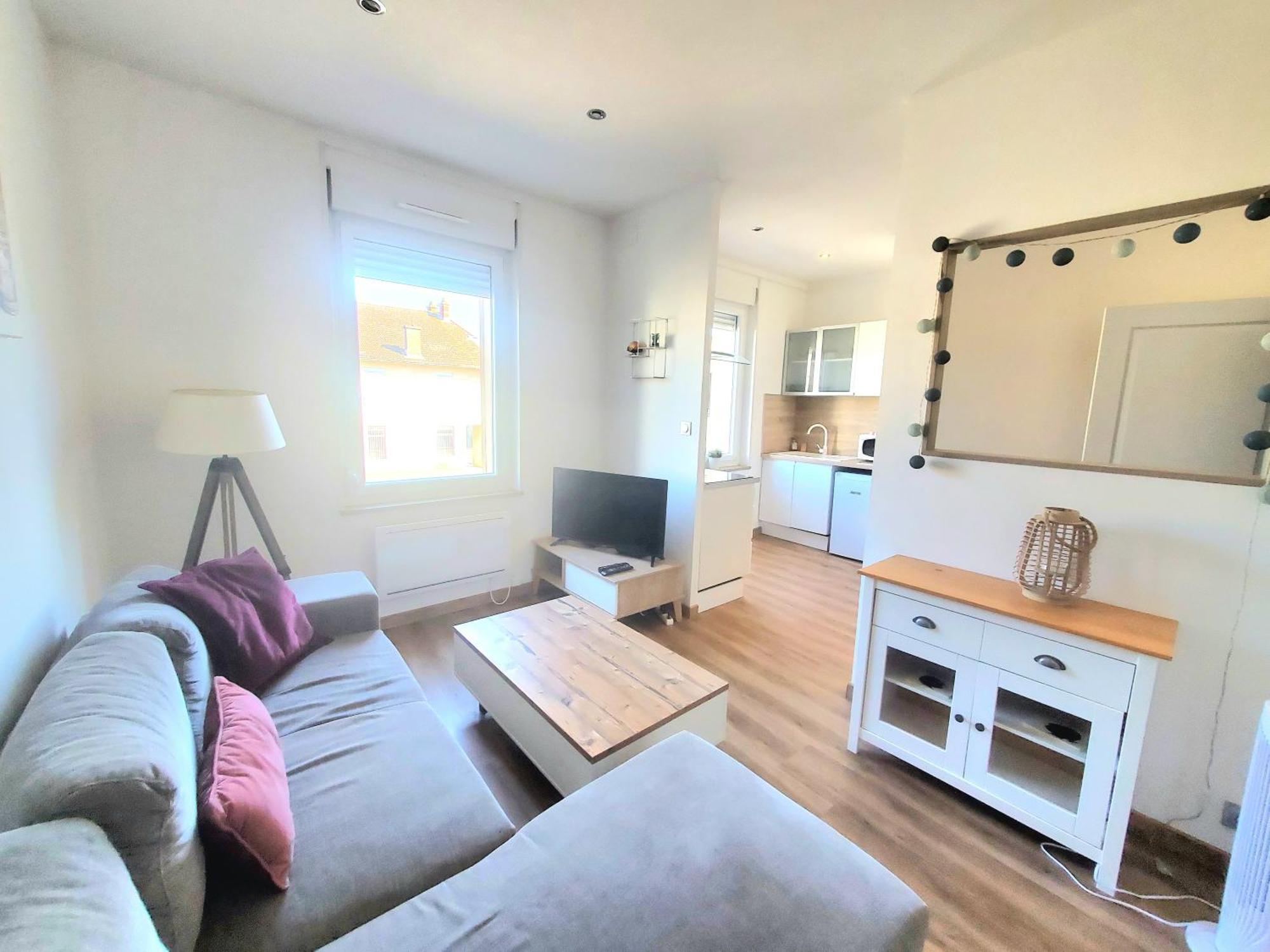 Appartement Lumineux En Centre-Ville Neuves-Maisons Екстериор снимка
